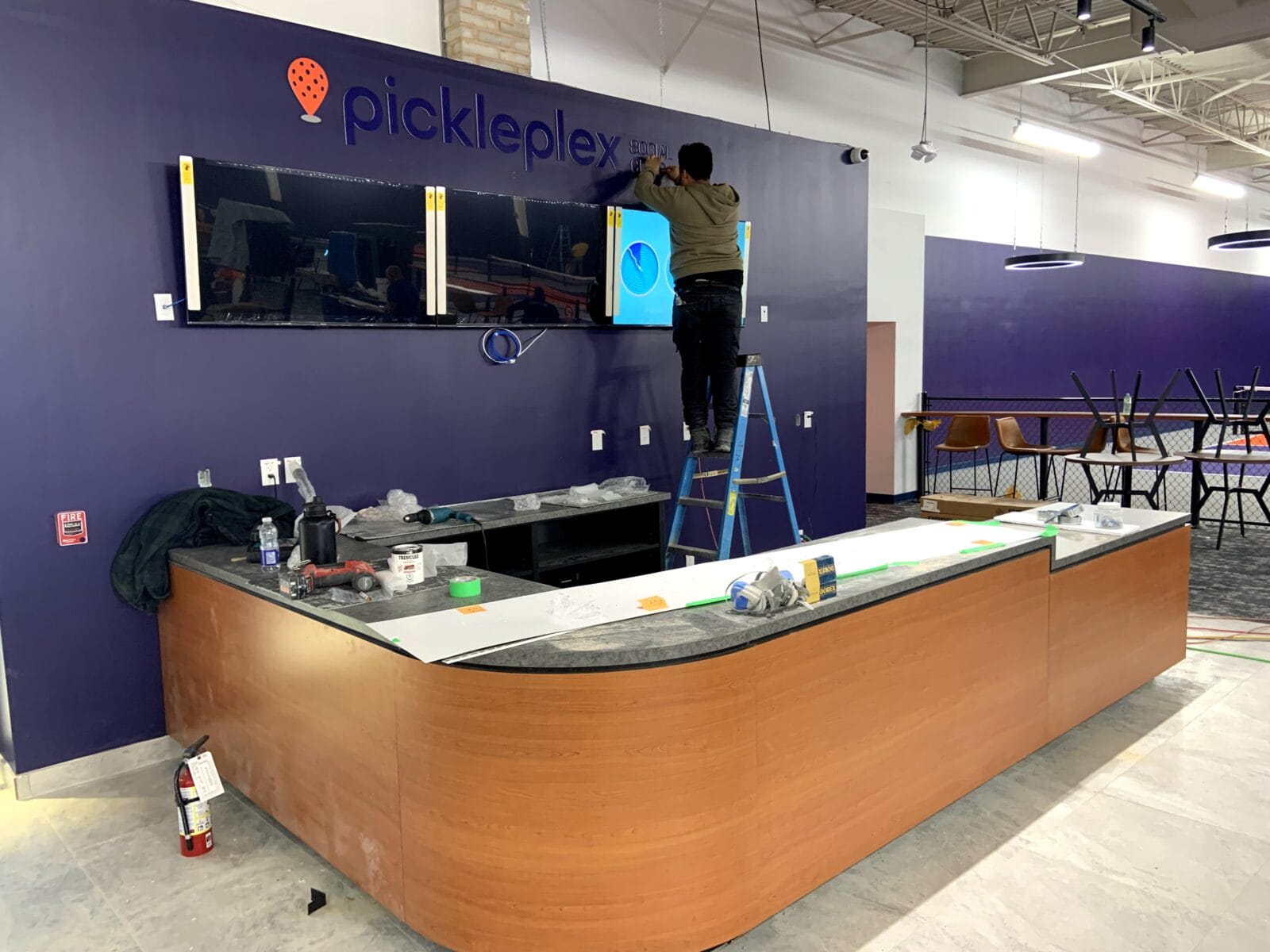 Reception counter, Pickleplex